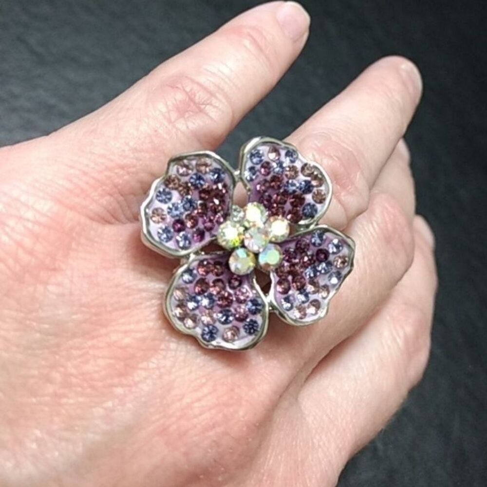 Silver tone pink and purple rhinestone flower ring size 8